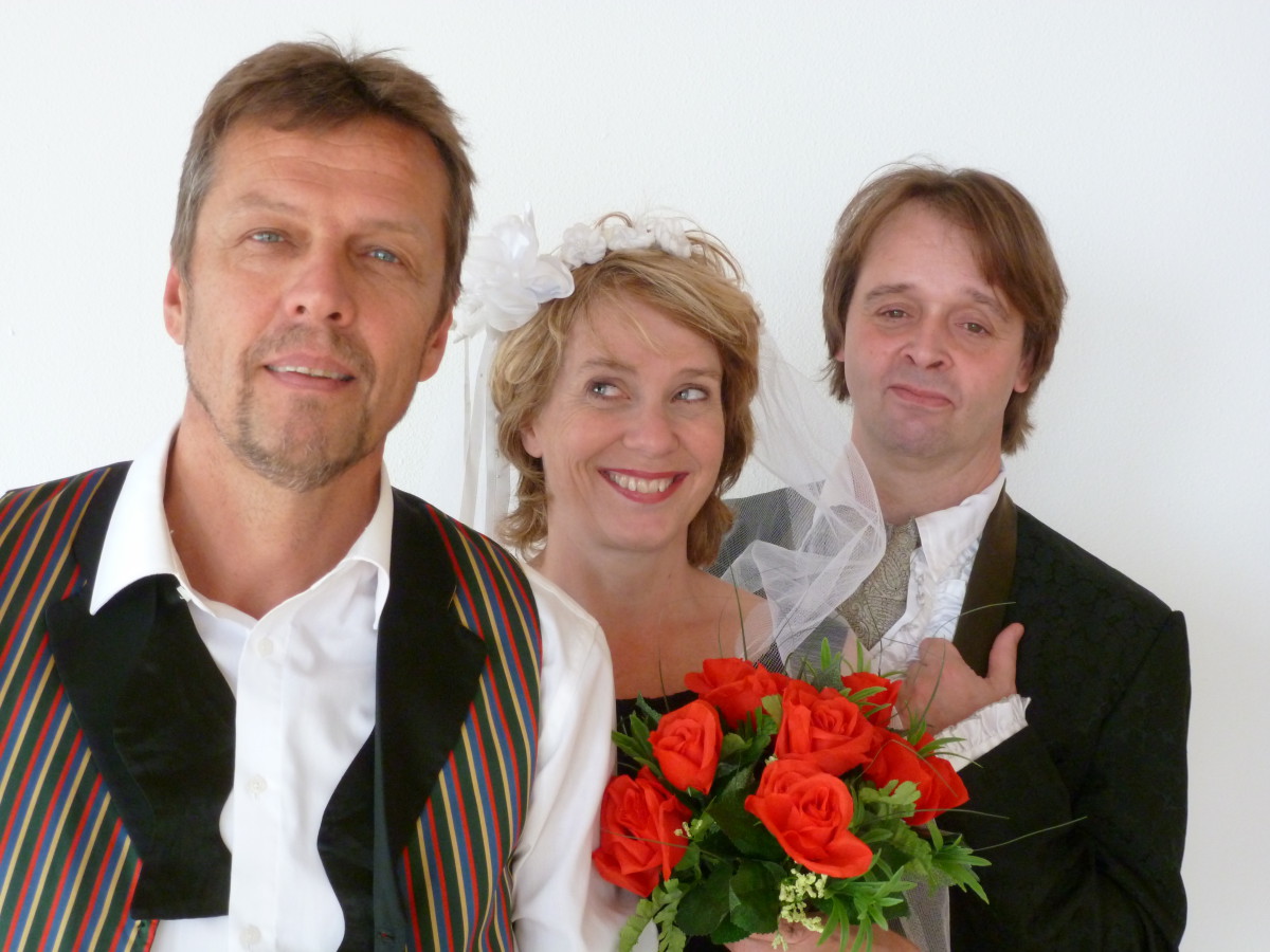 vlnr: Peter Lusse, Johannette Zomer en Frans Fiselier